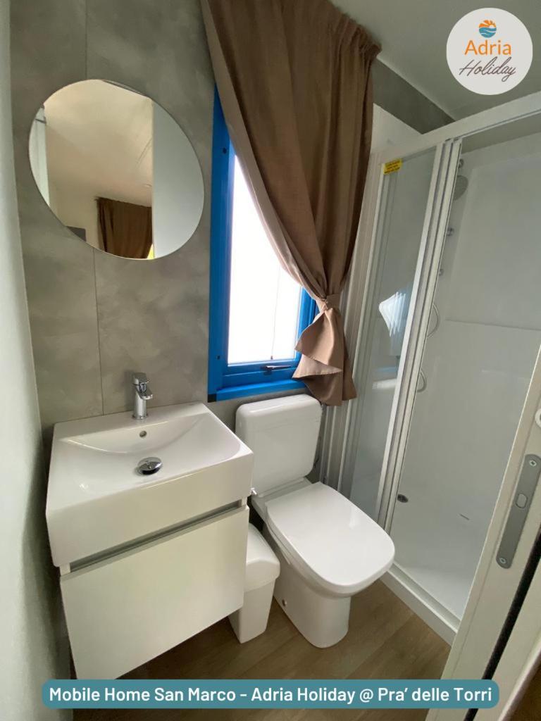 Pra' Delle Torri - Adria Holiday Mobile Homes Caorle Eksteriør billede